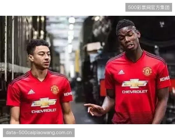 英格兰发布历史最贵世界杯球衣，高定价考验球迷在经济压力下的忠诚度。